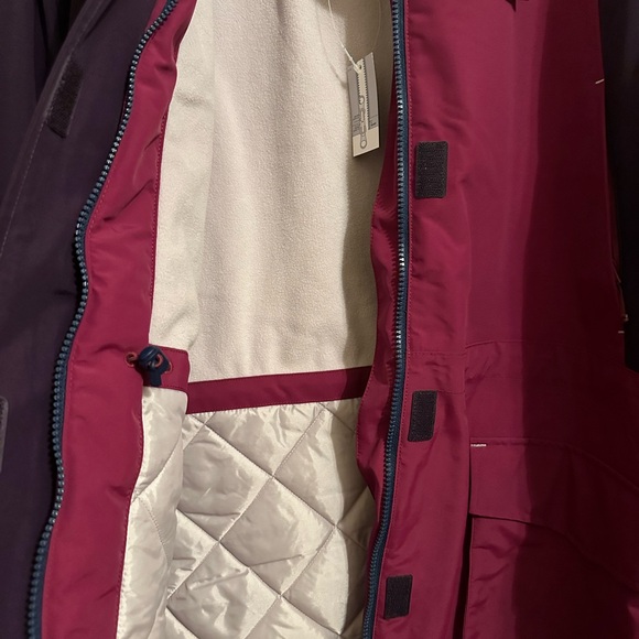 Lands’ End Winter Jacket - Picture 5 of 8